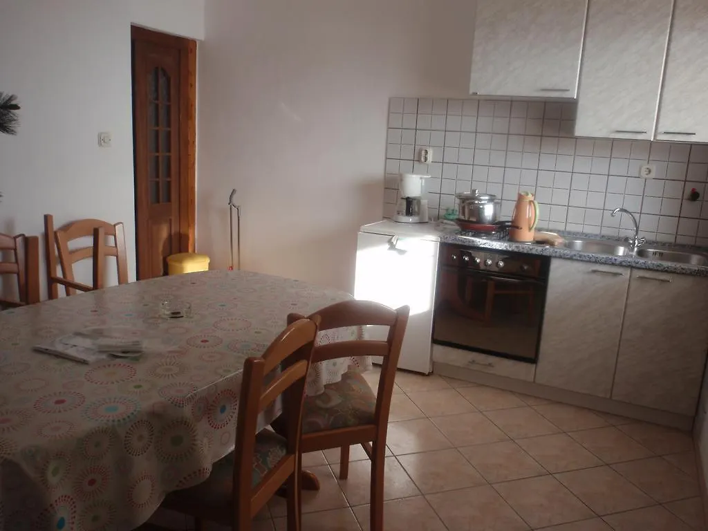 Apartments Lucica 3120 Banjol  Rab Town